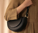 MALMO SLING BAG