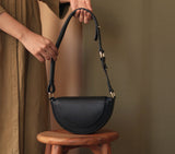 MALMO SLING BAG