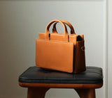 MINI VOYAGER SLING BAG