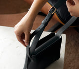 WILDA SLING BAG