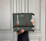 STEAMER CHECK-IN SMALL