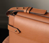 FOUNDER SLING BAG