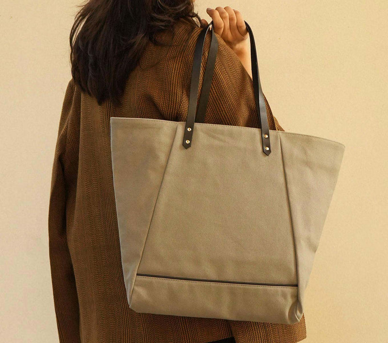 CARRYALL TOTE