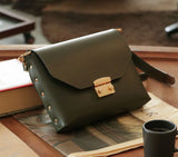 ARCHER SLING BAG