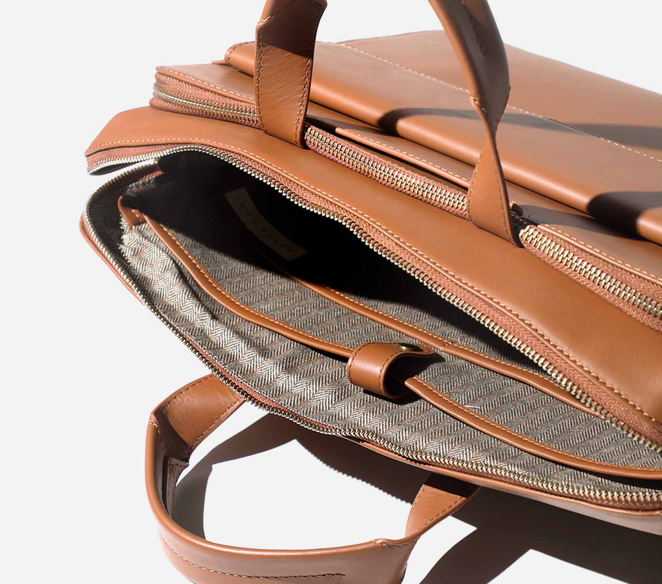 NAPPA DORI ベージュ ノートPCケース 皮革 Cambridge Laptop Bag | Genuine Leather Laptop Bag – Nappa Dori