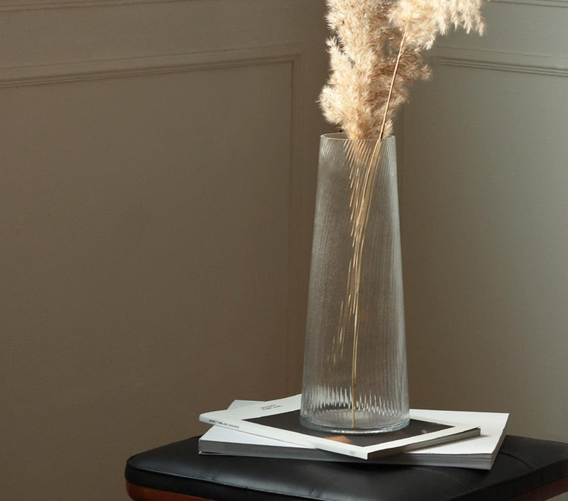RIPPLED GLASS VASE