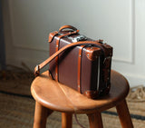 STEAMER SLING BAG