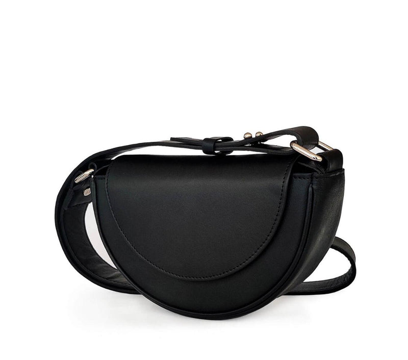 black_sling_bag