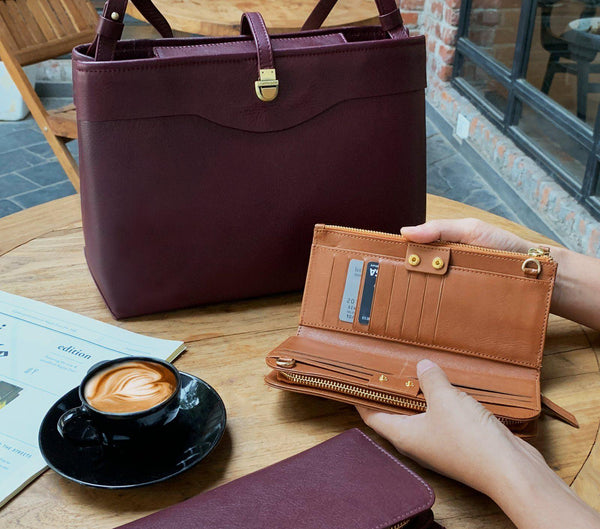 man purse wallet