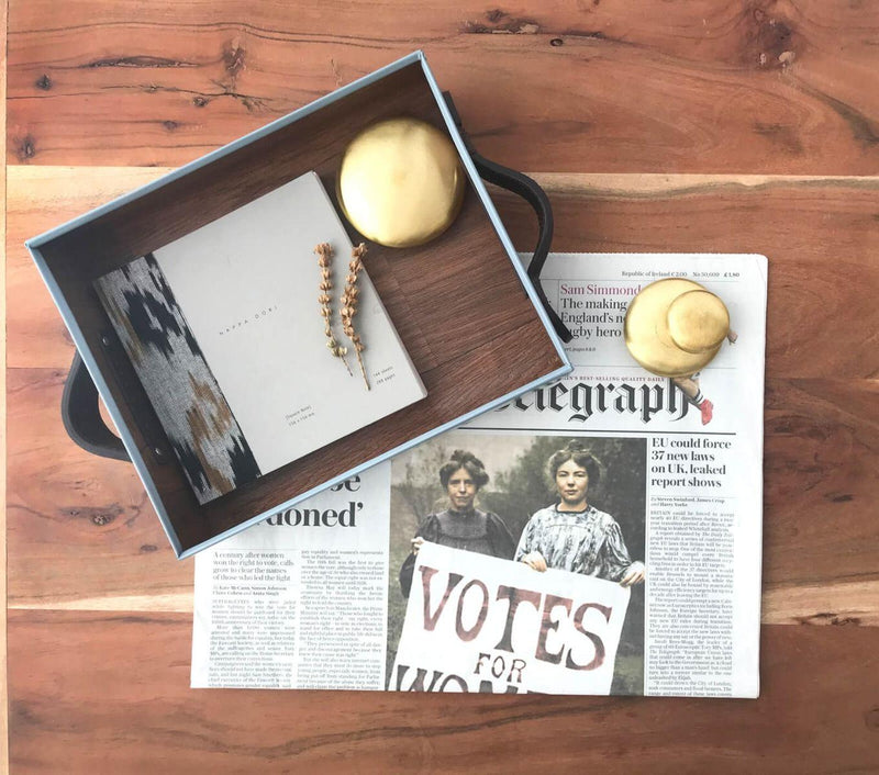 square_decorative_tray